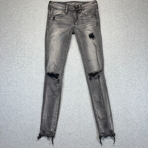 American Eagle Super Low Jeggings Women’s 2 Tall Gray Distressed Stretch